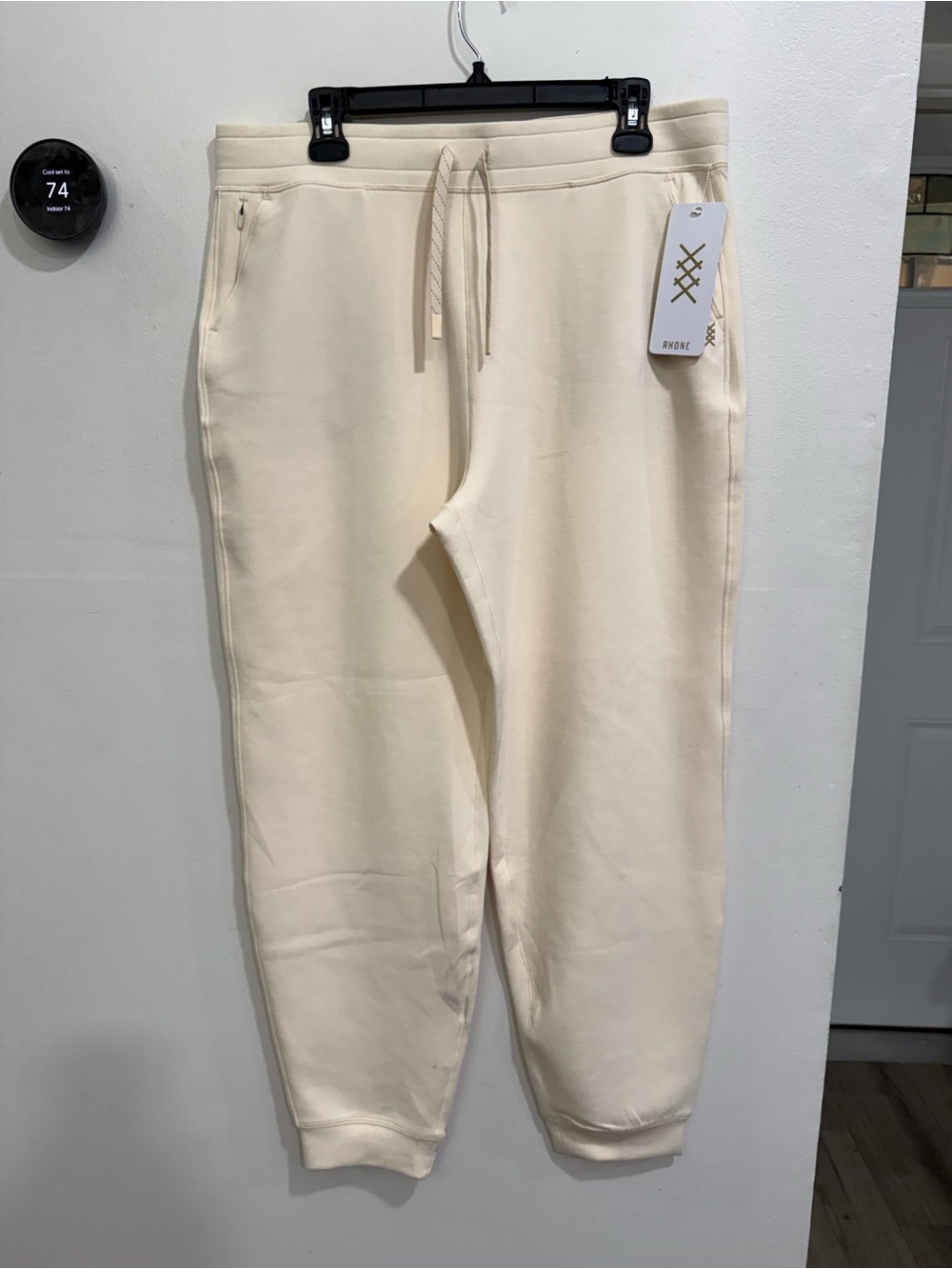 FLAW!! NWT RHONE Dream Glow Jogger in Cream Womens Sz XL